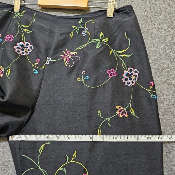 Vintage s.l.b Woman 100% Silk Pants Floral Embroidery Size 14W Black Formal - Picture 14 of 16